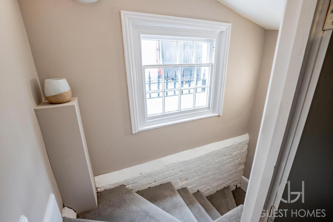 Host & Stay - Shaw Street Basement Worcester Exterior foto